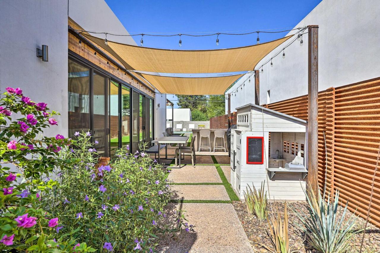 Convenient Phoenix Home With Heated Pool And Grill! Exterior photo