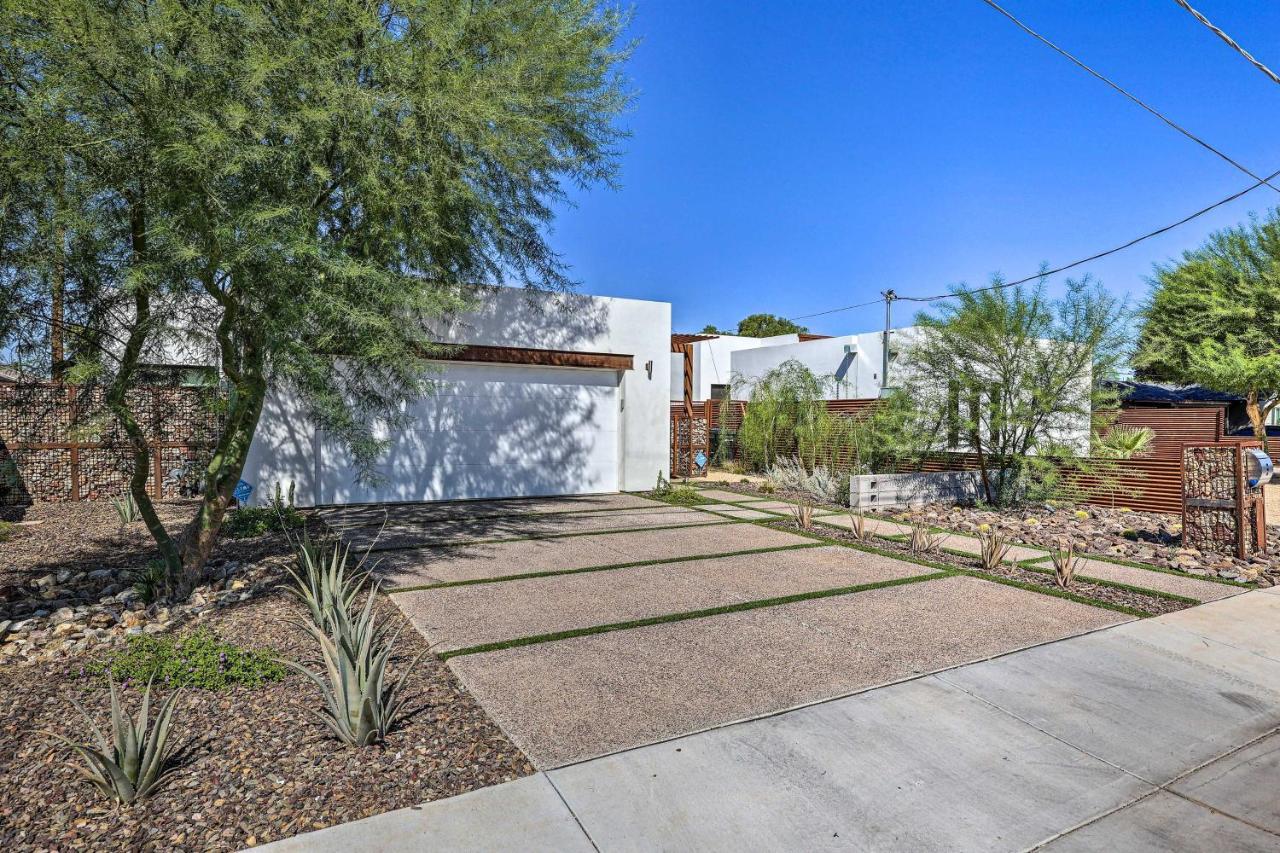 Convenient Phoenix Home With Heated Pool And Grill! Exterior photo